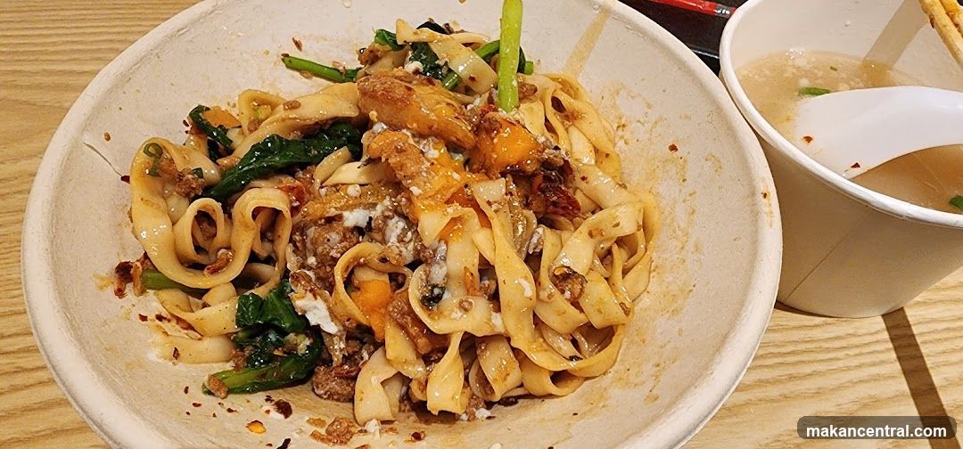 Noodles with Meat and Greens