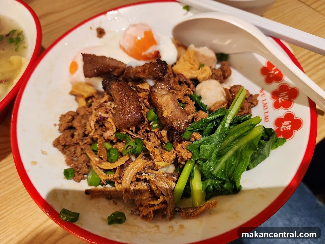 Noodles with Meat and Eggs