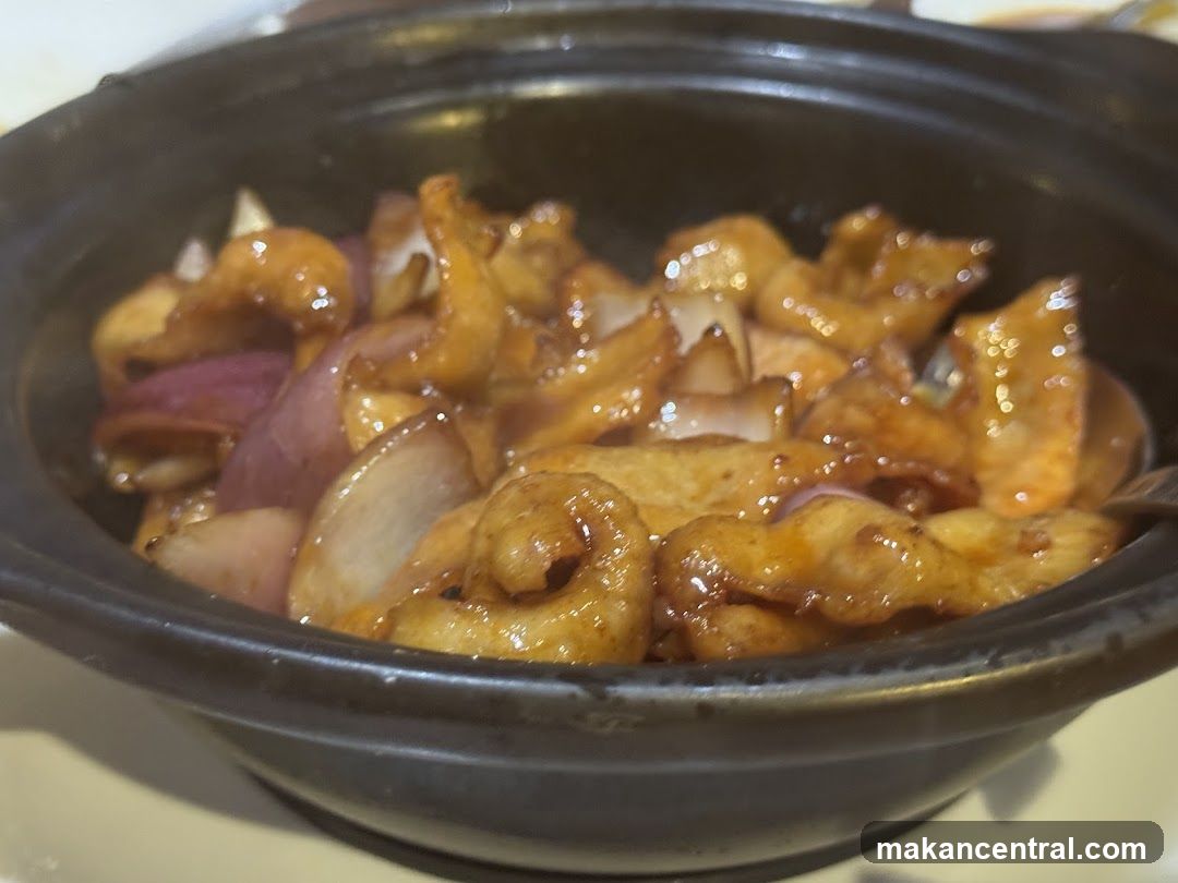 Stir-fried dish with onions