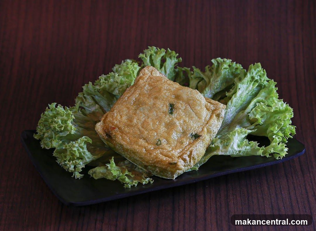 Fried Tofu with Lettuce