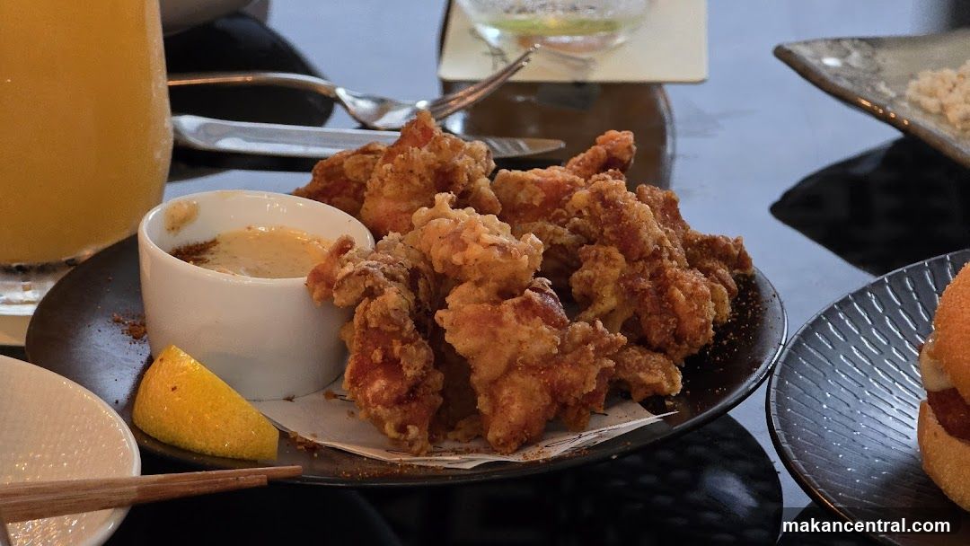 Fried Chicken Bites with Dipping Sauce