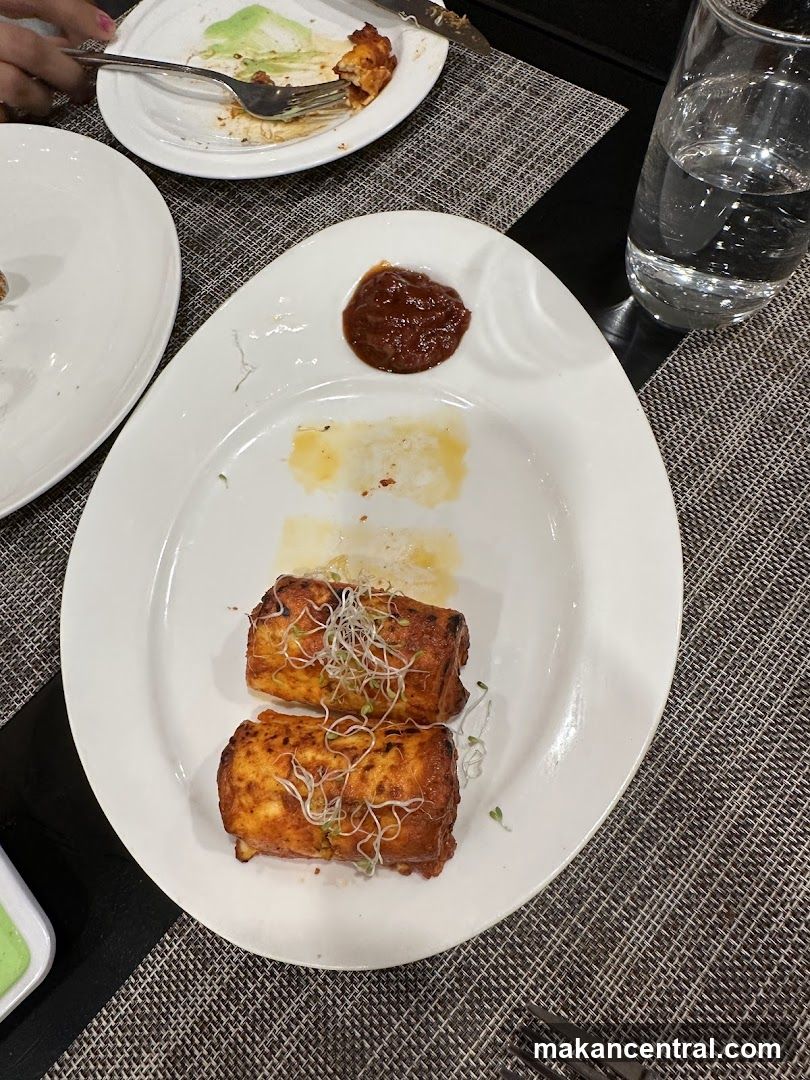 Paneer Tikka with Chutney