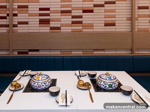 Hot Pot Dining Setup