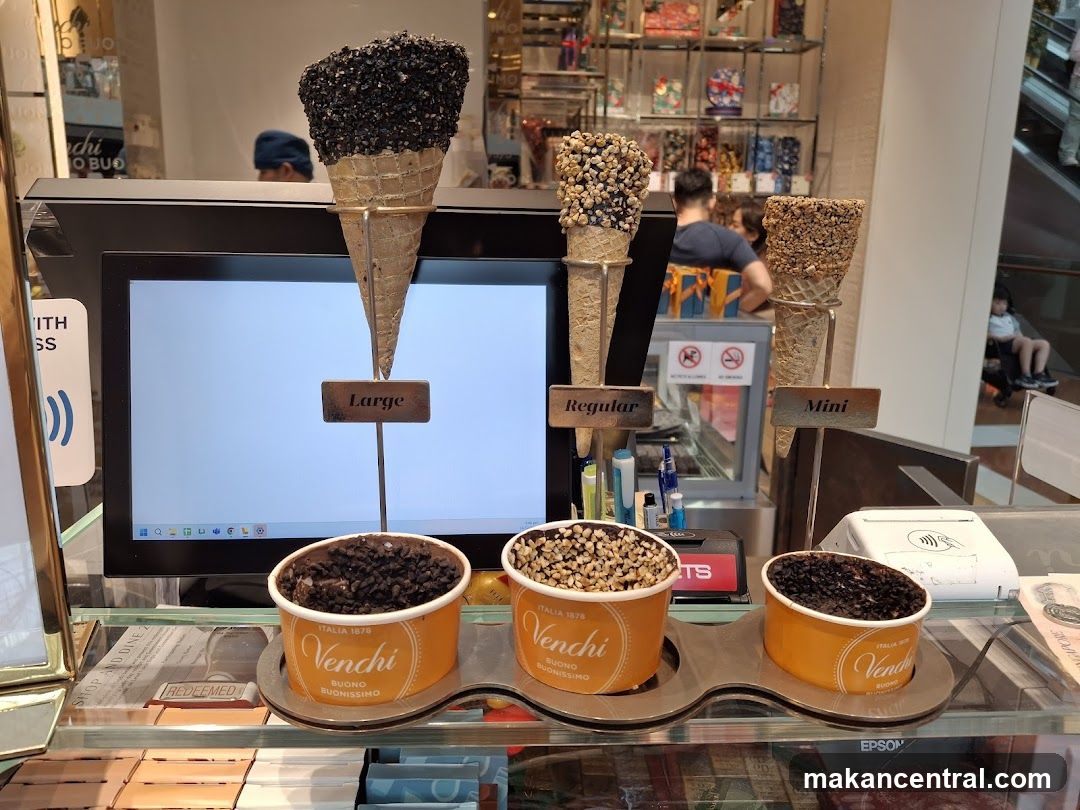 Venchi Ice Cream Display