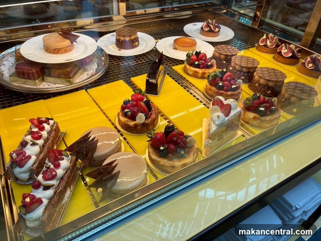 Dessert Display