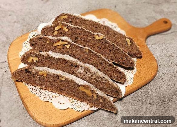 Sliced Bread with Walnuts