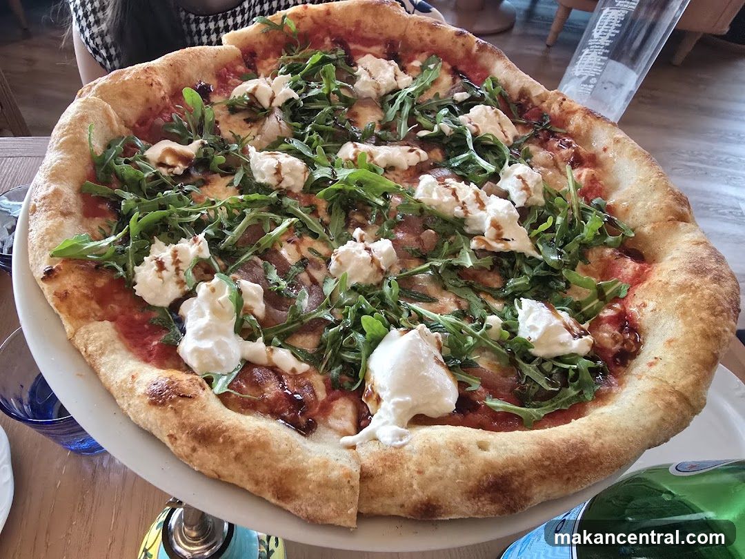 Pizza with Arugula and Ricotta
