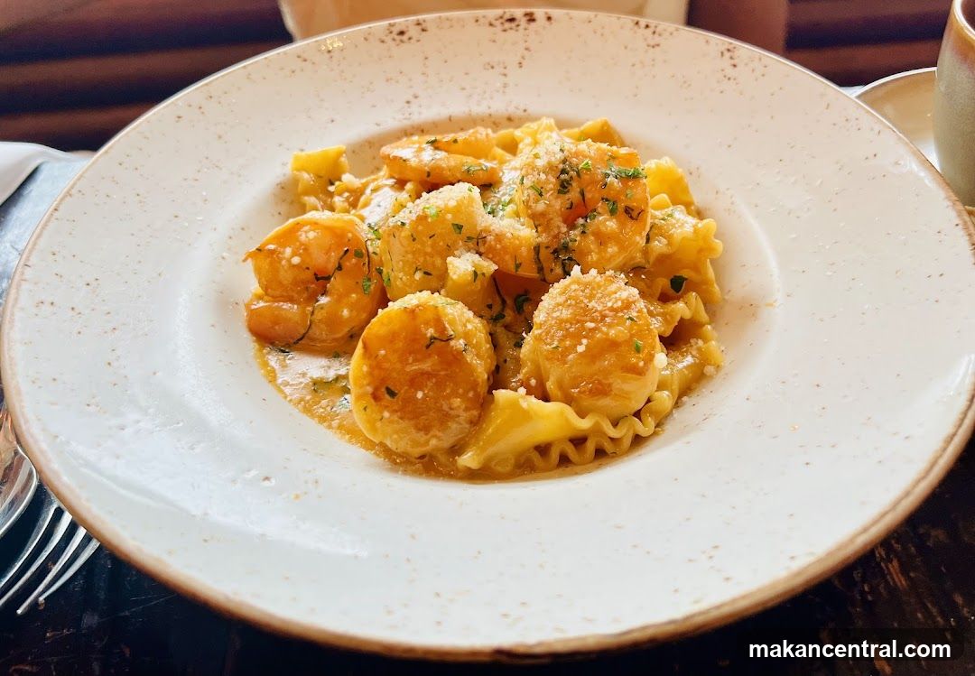 Seafood Pasta Dish
