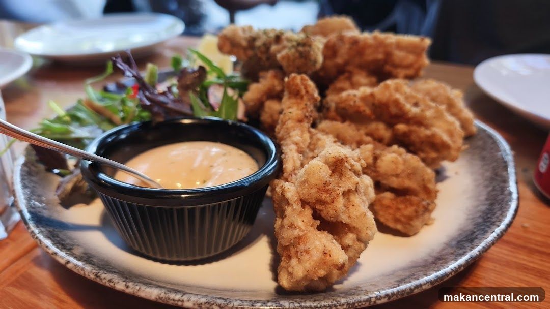 Fried Calamari with Dip