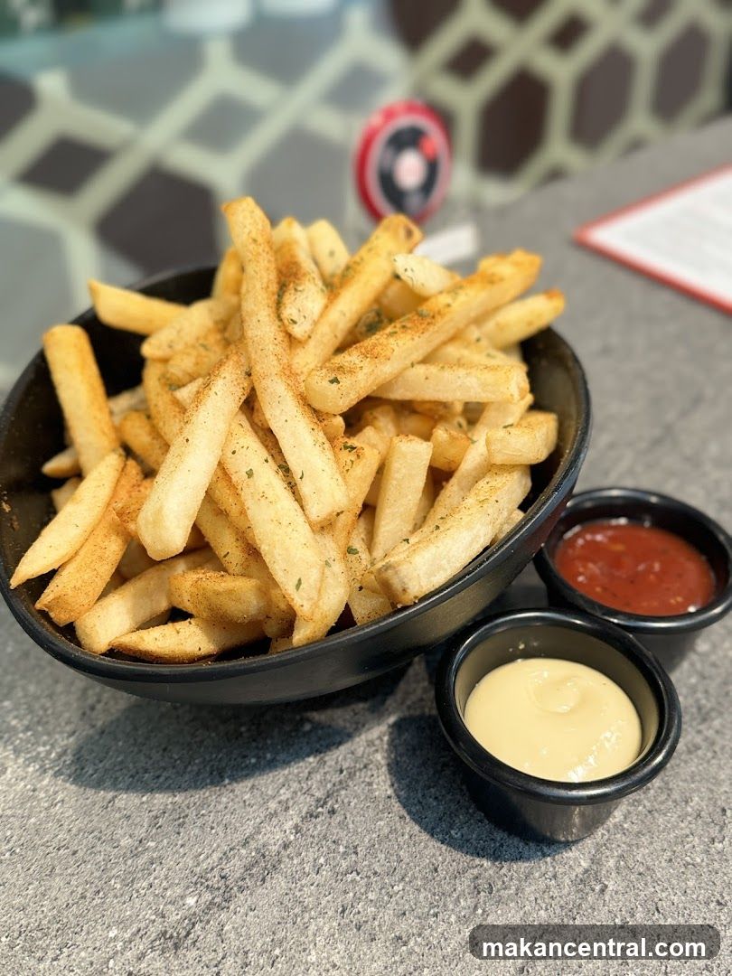 Seasoned French Fries with Dips