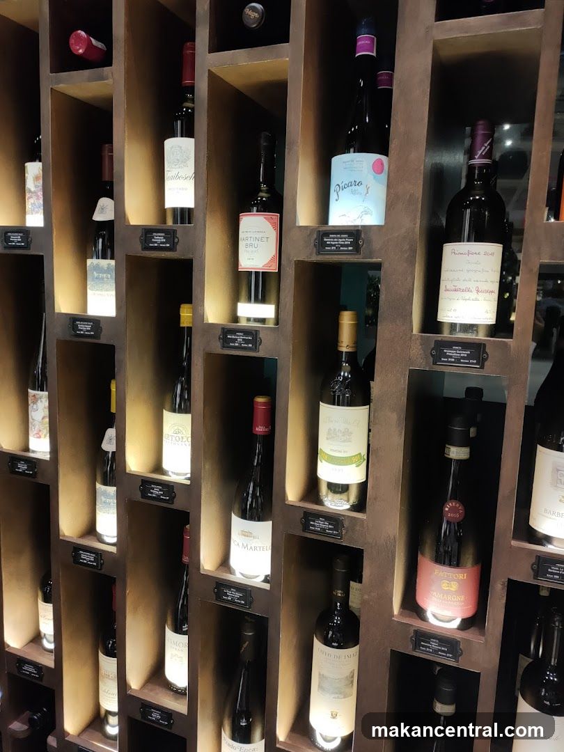1855 The Bottle Shop