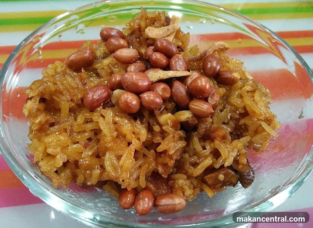 Sticky Rice with Peanuts