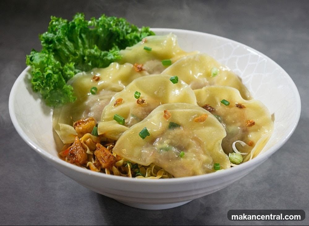 Steamed Dumplings with Noodles